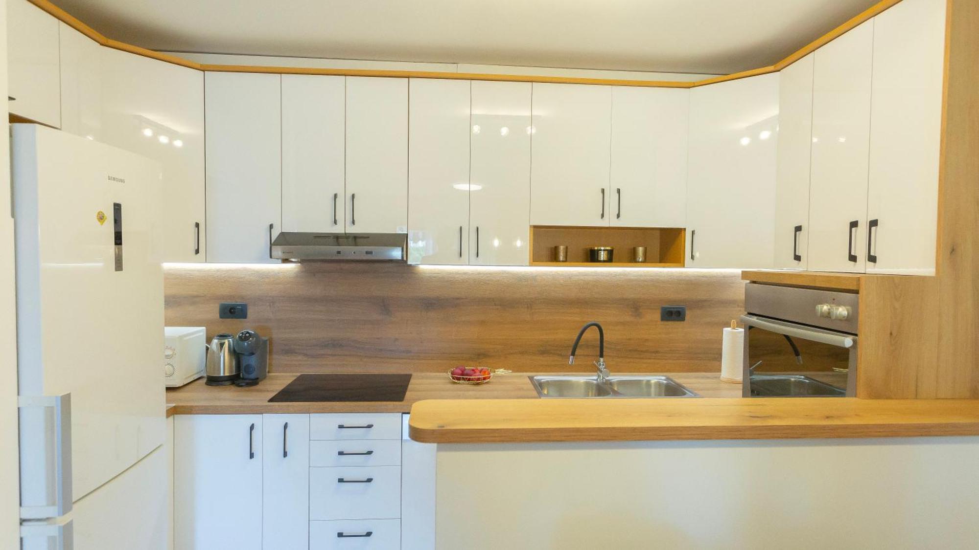New Delux Green Garden Apartment With Hotube **** Split Exterior foto